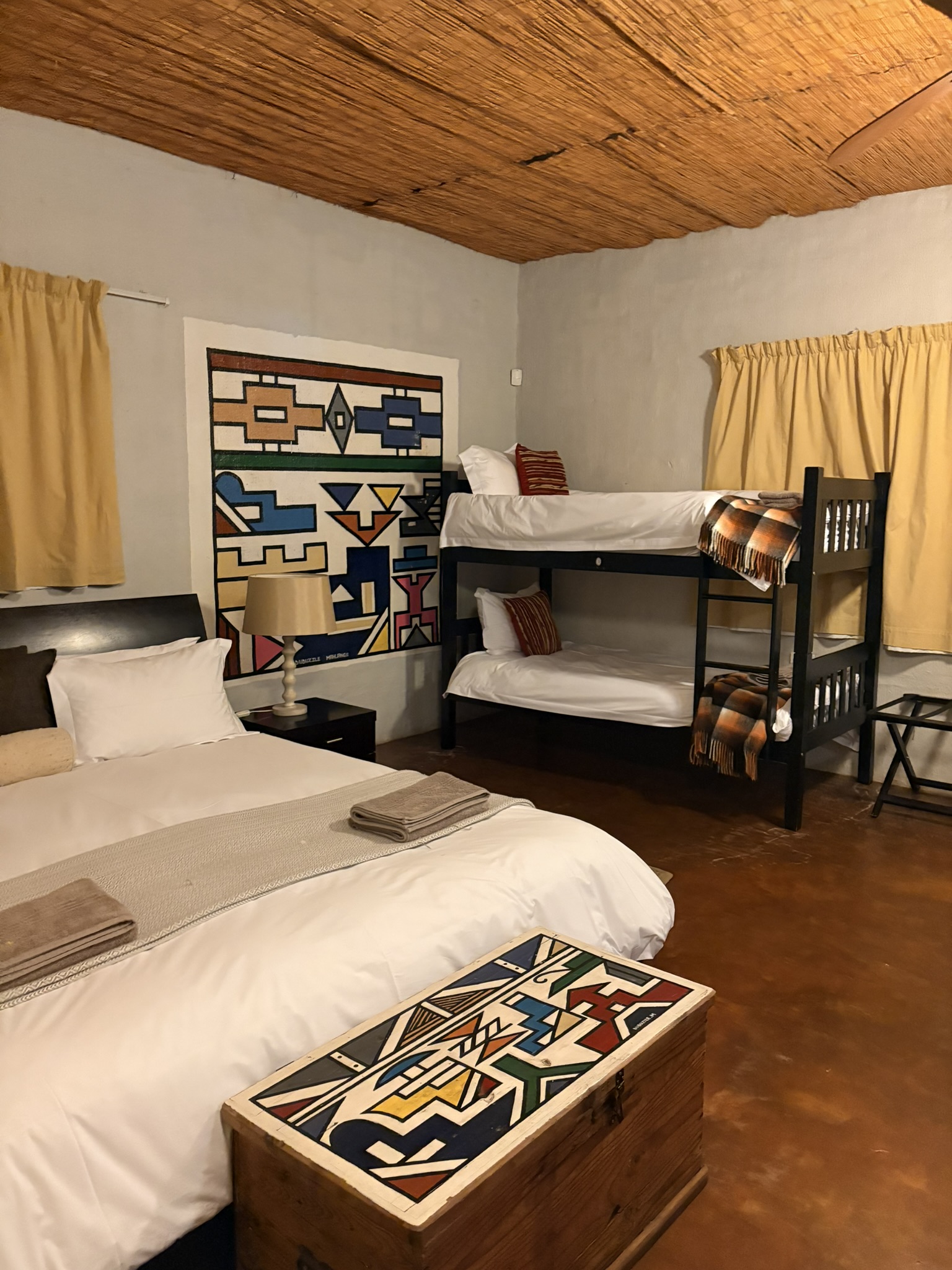 Ndebele Lodge